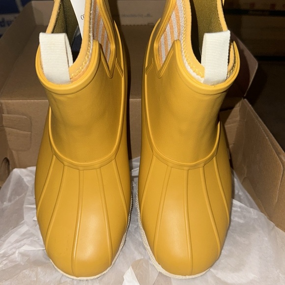 Sperry rainy weather boots - Picture 4 of 12